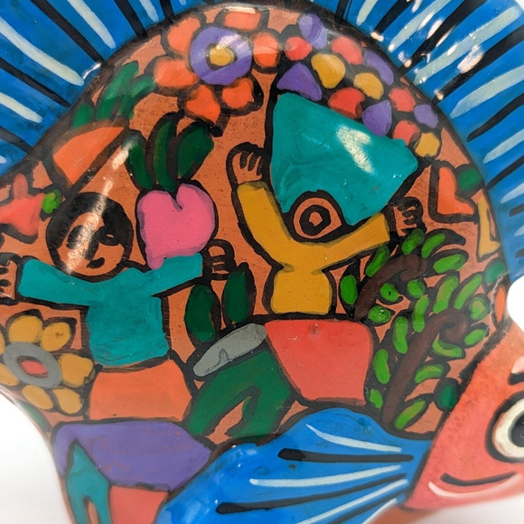 Mexican Isidoro Talavera Fish Folk Art Hand Painted Multicolored Mythology Scene - Picture 2 of 12